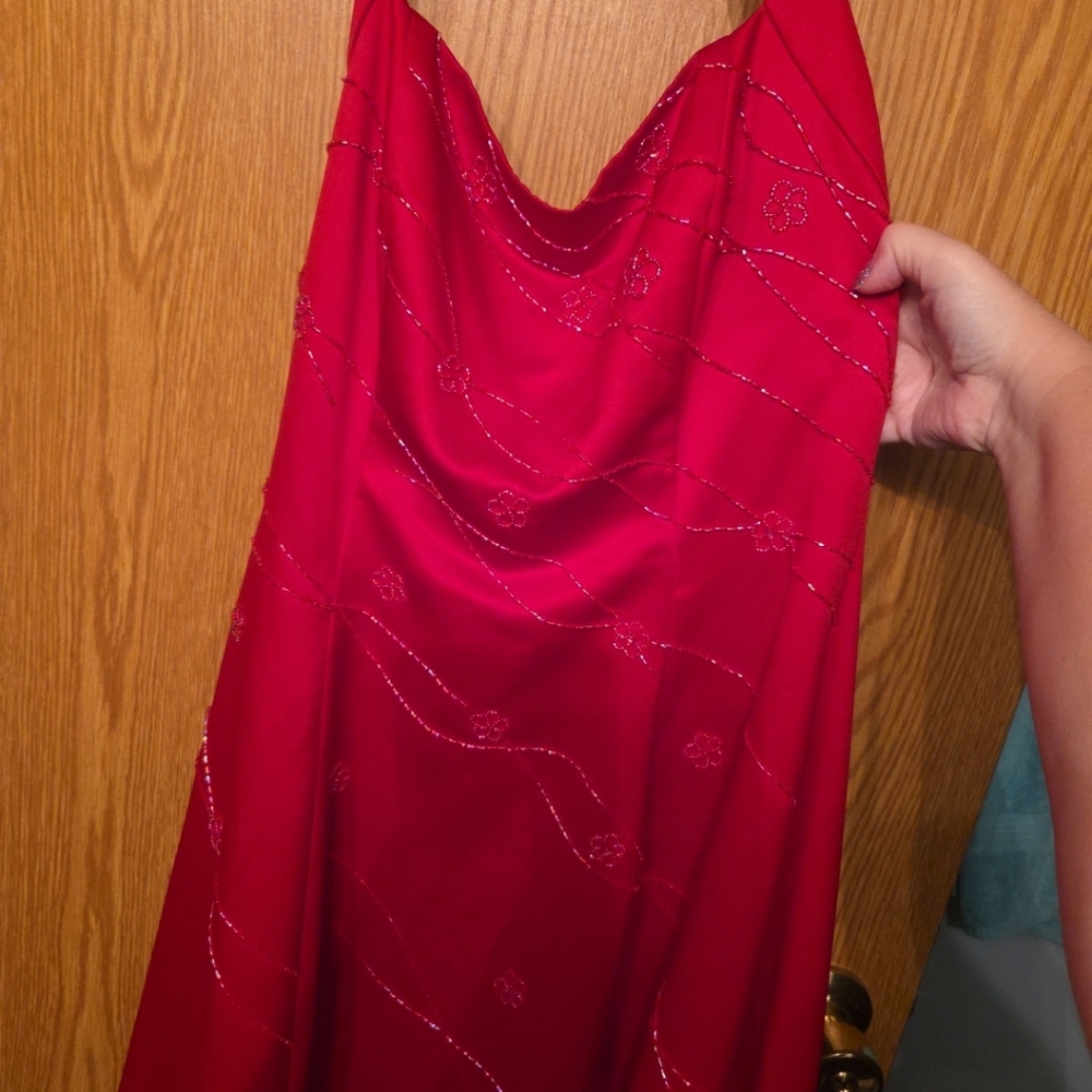 Nikki size 8 red Christmas valentines prom dress wedding ball gown